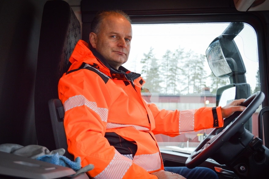 Kimmo Taipale on Keski-Suomen Kuljetusyrittäjien hallituksen varajäsen