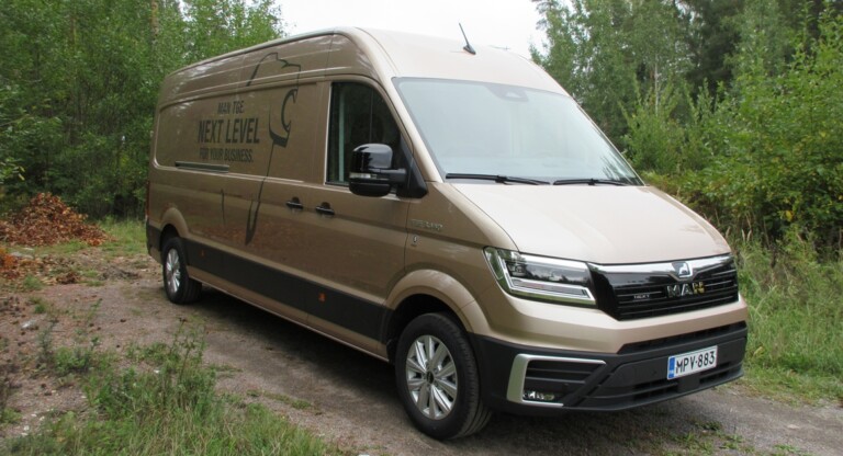 SKAL ry_Kuljetusyrittaja 3 2025_Ajossa_MAN TGE 3.140